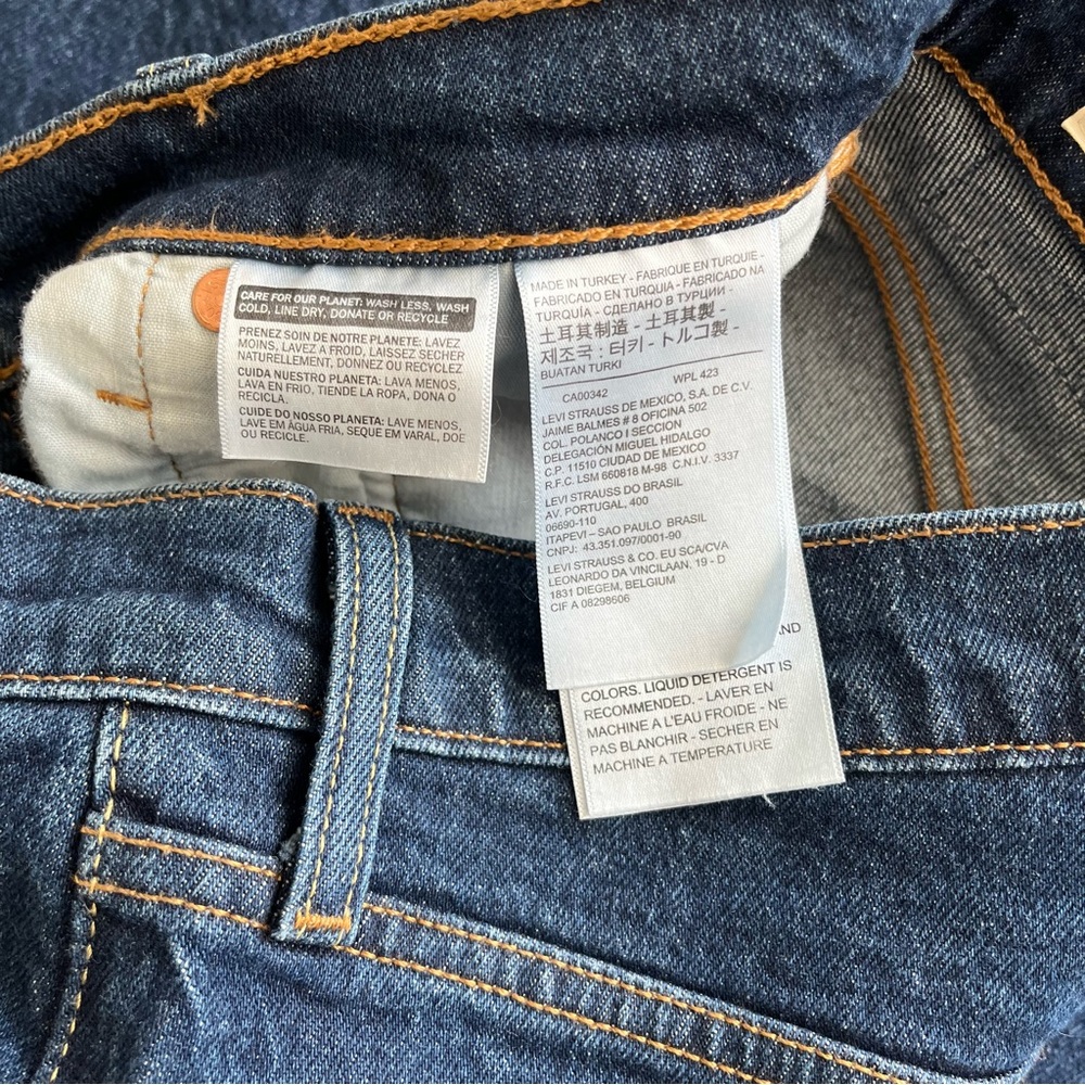 Levi’s Ribcage Straight - Picture 4 of 10